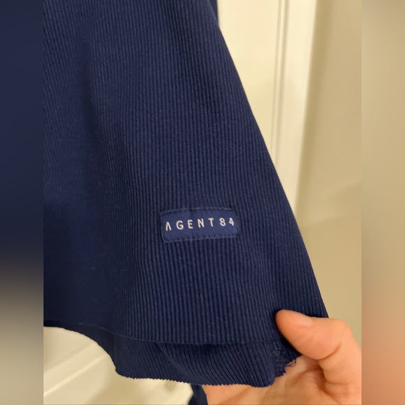 Agent 84 Ribbed Crop Top Size XS/S - Picture 2 of 3